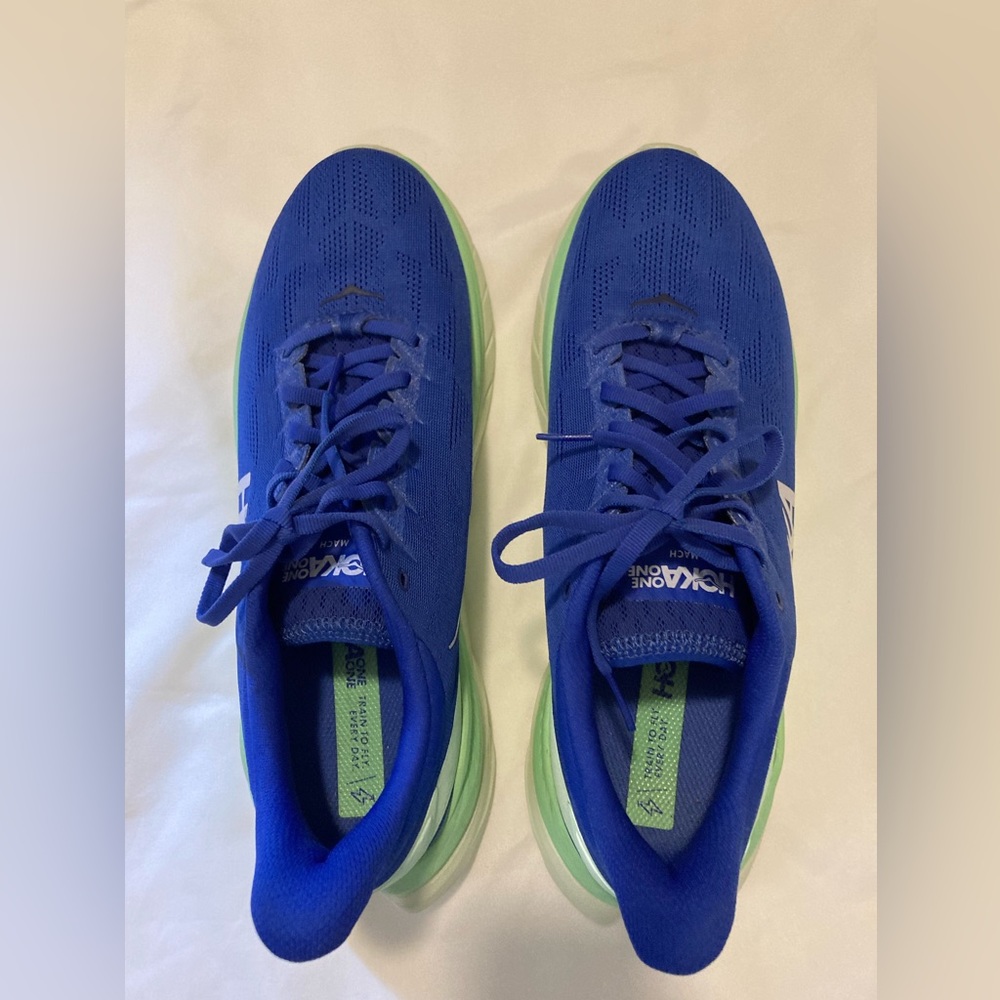 Men’s Mach 4 9.5 Hoka Shoes
